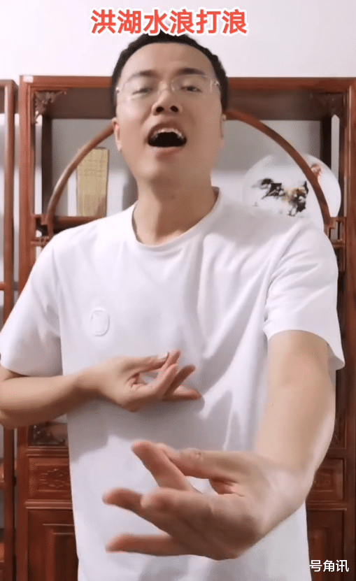 米饭|那个叫老范一的主播，你赔我的可乐