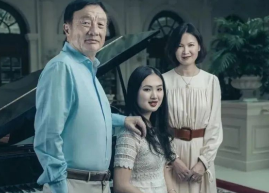 张雨绮|4位真豪门千金，身价百亿作风低调，与阔太章泽天同框秒杀对方