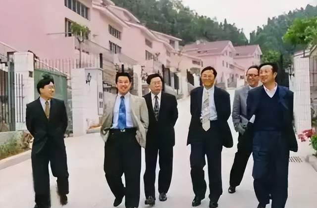 孟晚舟|孟晚舟成华为的一把手，任正非果然反悔了，这其中发生了什么