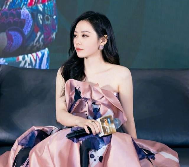 大S|汪小菲深夜发文回应,和大S徐熙媛是和平离婚,对张颖颖深感抱歉