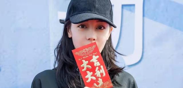 迪丽热巴|成毅迪丽热巴转型拍摄主流题材，喜提央视正面点名，作品被看好