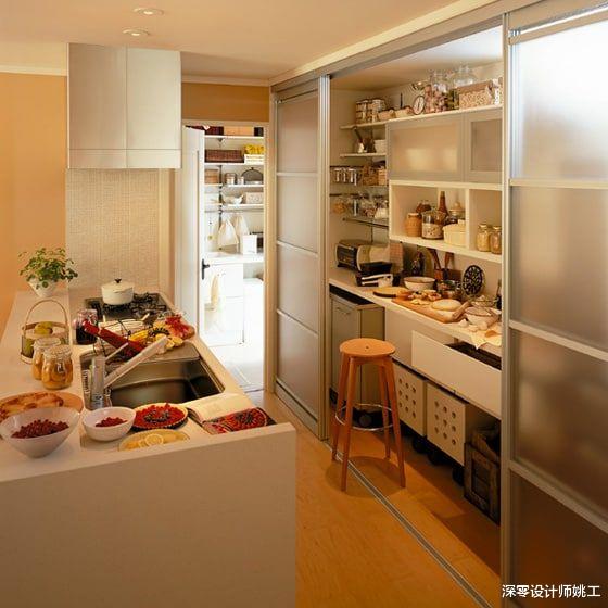 装过2套房，终于明白日本国内厨房的区别，前者饮食清淡更适合开放式