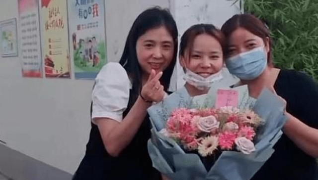 许敏|走熊磊老路！姚策堂嫂公开发声，怒怼许敏，直指其军装照造假