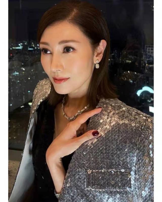 李嘉欣|李嘉欣贪美惹祸！紧急入院差点丧命，医生曝出病情严重原因