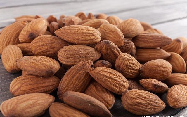 坚果|人民日报：6大坚果食用禁忌，为了健康长寿，不妨花两分钟看看