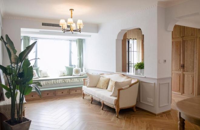 新房装修媳妇坚持主见,客厅墙上打个洞,硬装花费18W,效果绝了