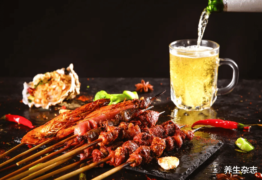 甲状腺|卫生组织呼吁：停止使用“1热水壶”，或钻空甲状腺，重金属中毒，趁早扔