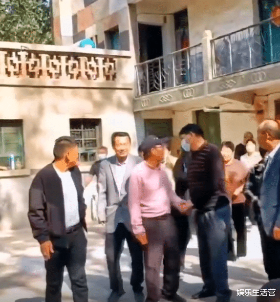 朱之文|大衣哥新儿媳家环境曝光，二层老旧干净，女方是老师，邻里关系好