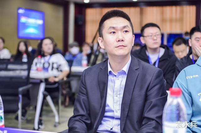 中老年人|袁永兵创业背后的讨账故事，那些憋屈的生意，不做也罢！