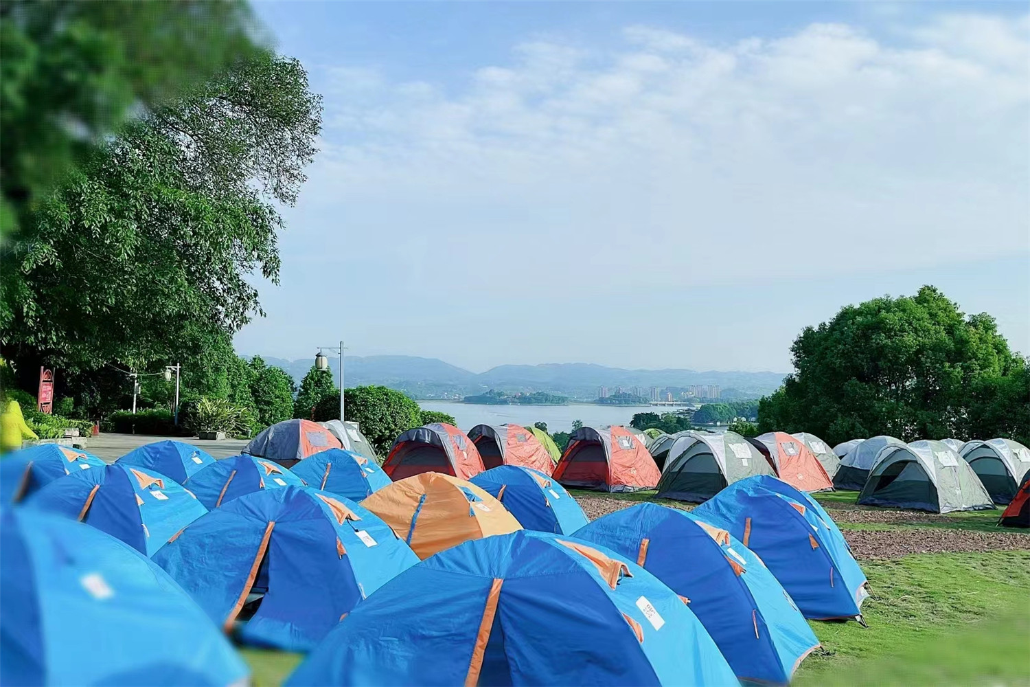 露营|疫情让重庆人爱上露营，公司团建却避开露营，业内人告诉你为什么
