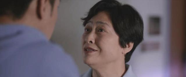 李大为|《警察荣誉》接受流浪的丈夫，拒绝儿子同住，她的爱太深沉