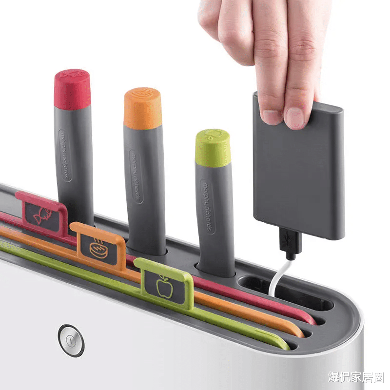 以前不懂,厨房刀具菜板放台面!其实早该这样做,干净卫生上档次