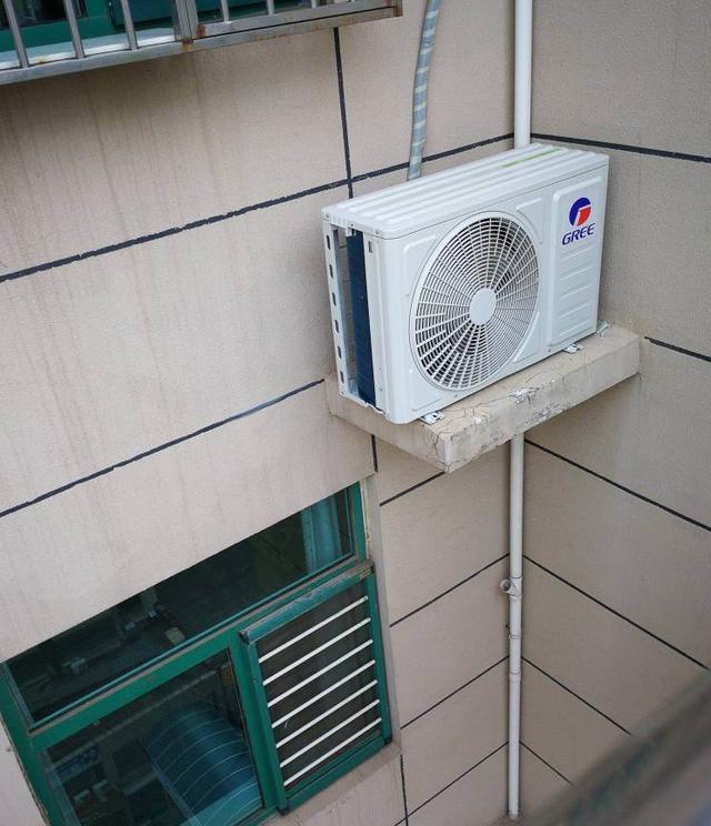|空调移机坑太多，我家去年移机，今年才发现了6个坑