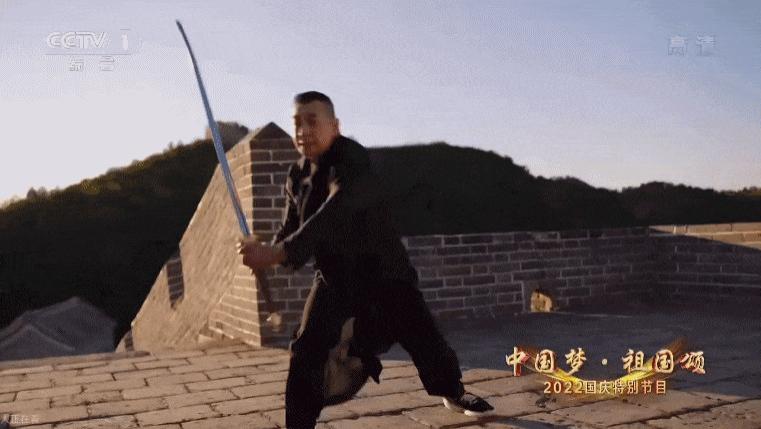 赵文卓|赵文卓空中踢刀超级精彩，实实在在的中国功夫，秒杀一切特效