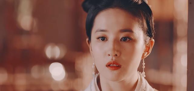 电影院|《梦华录》刘亦菲后，37岁王丽坤也挑战24岁女角，法令纹藏不住？