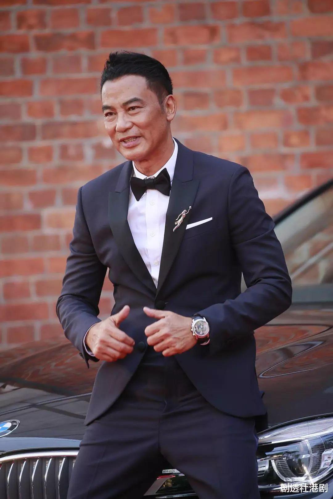 任达华|高调放闪！知名港星与名模太太结婚25年超宠妻，送楼送戒指不手软