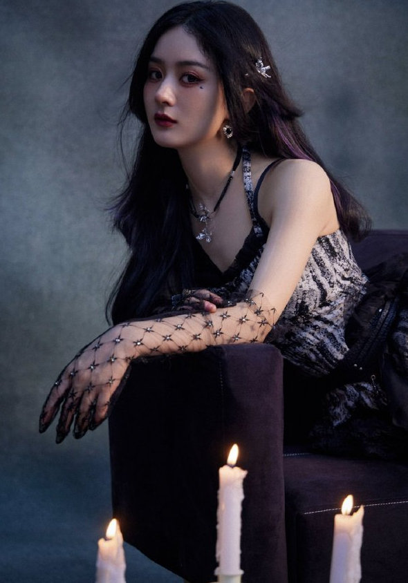 赵丽颖|心疼！有媒体拍到赵丽颖到坐骨神经诊所做理疗，疑似腰伤复发