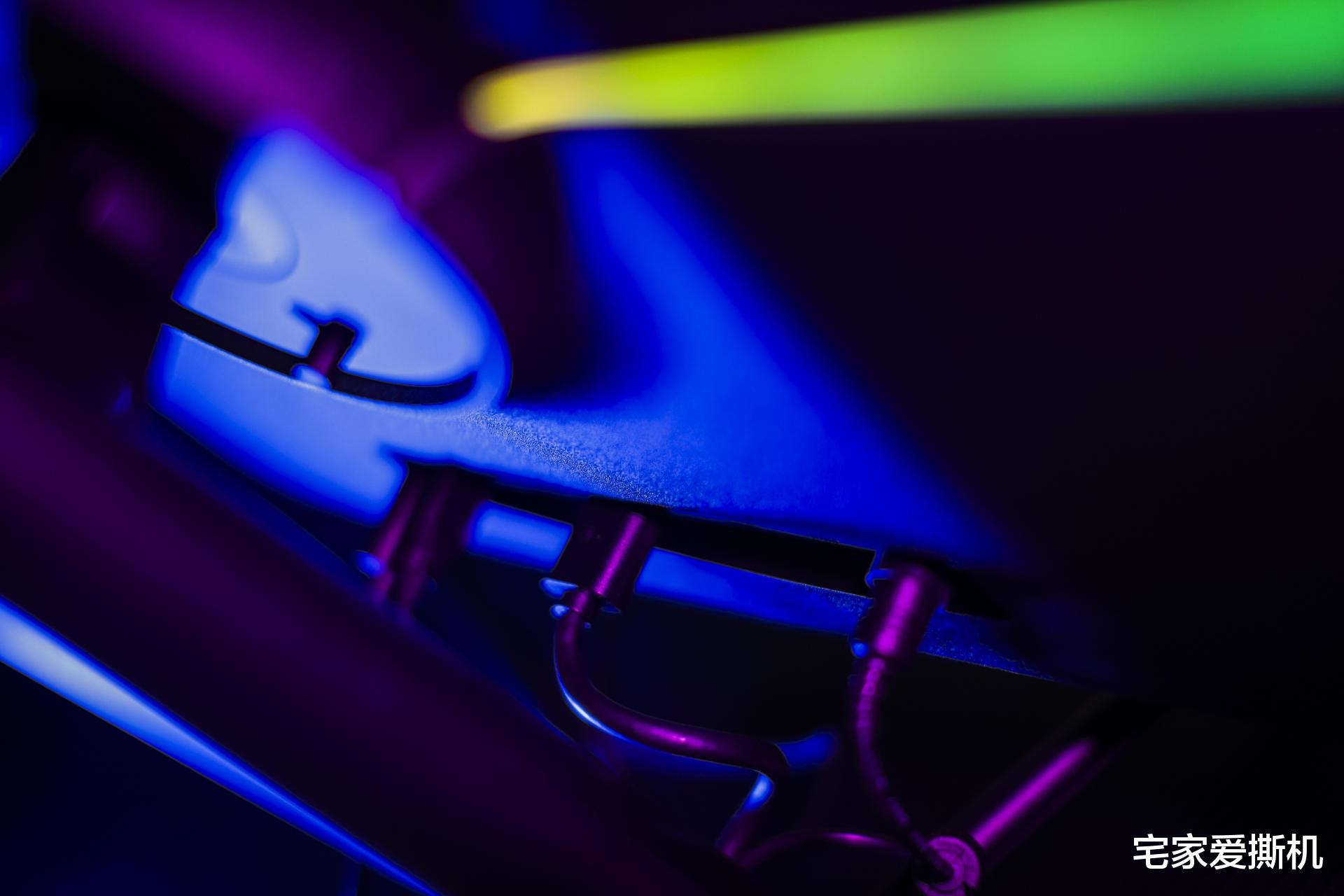 显示器|4K+144Hz+IPS广色域：泰坦军团P2SA2V显示器体验