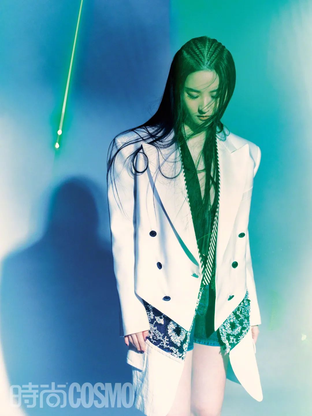 刘亦菲|刘亦菲，这种照片以后别拍了，会害到你…