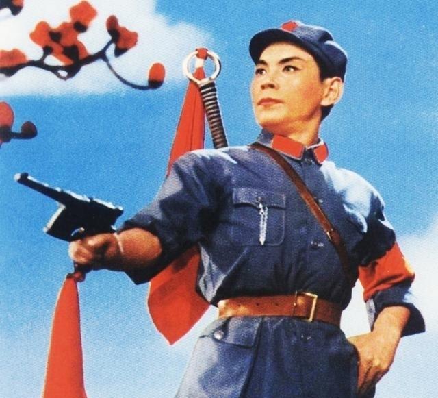 样板戏|样板戏《红色娘子军》中弱化了“阶级斗争”情节,这真的合适吗