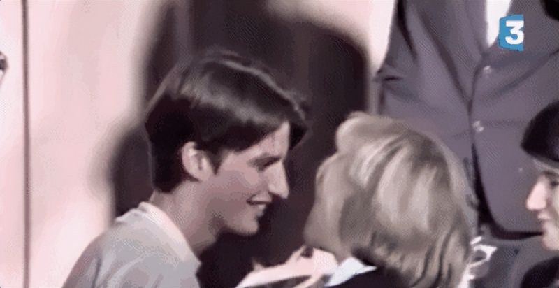 王源|15岁马克龙真帅气，爱上39岁老师，布丽吉特回忆：他让我无法抗拒