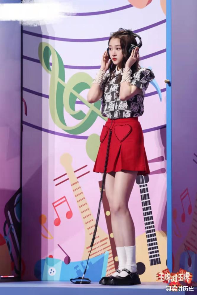 张韶涵|偶像歌手跟实力派差距明显！华晨宇与张韶涵合唱，实力完全被碾压