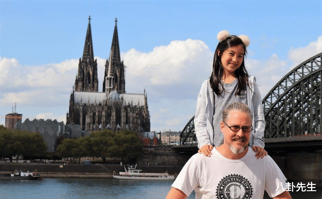 萌宝|《爸爸》6位萌娃变美少女：有人定居国外，有人12岁演话剧女主角