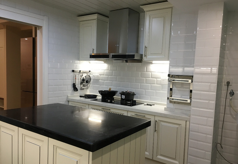 老婆花60万装修气昏我,开放式厨房中看不中用!浴室装得像公厕!