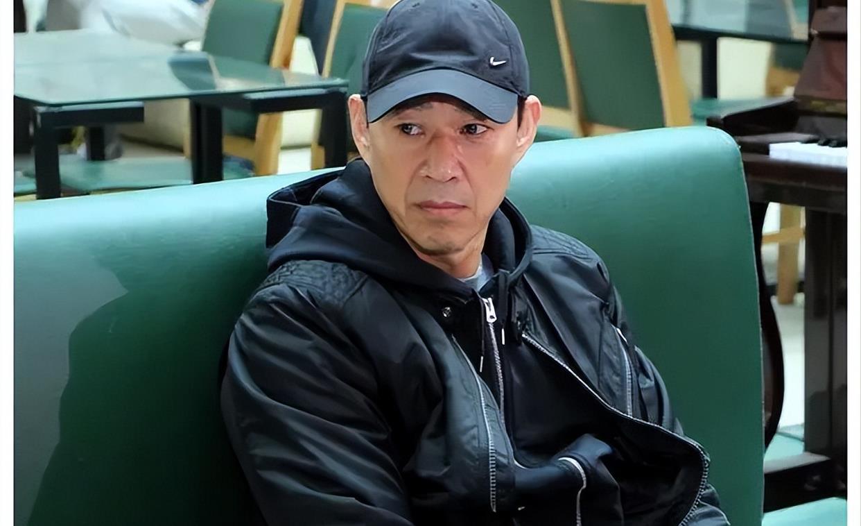 张丰毅|张丰毅,送百万豪车给继女,却对亲儿子不屑一顾,今万般悔恨?