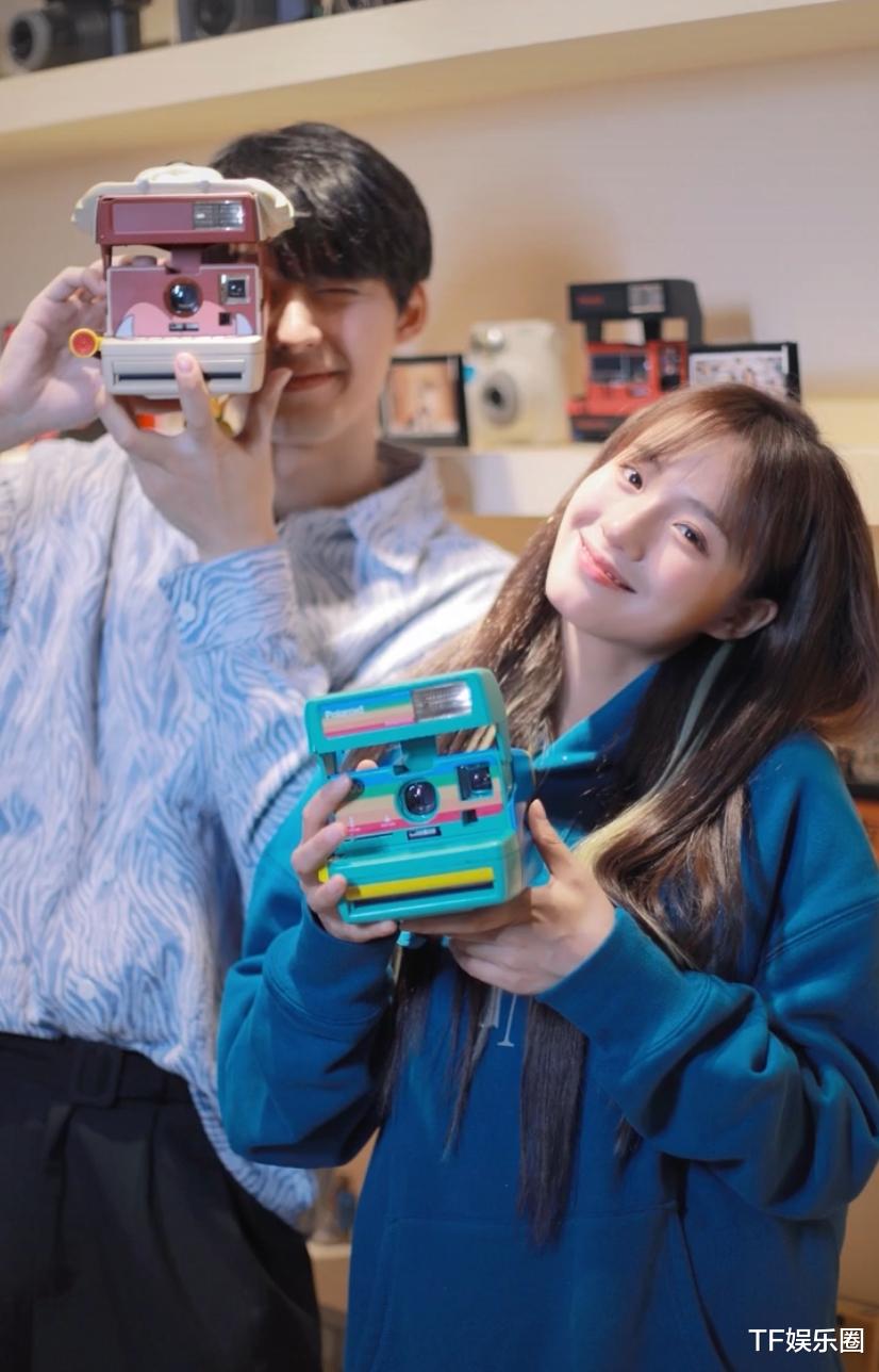 仙剑奇侠传三|小鱼海棠与重楼扮演者cos《仙剑3》,重楼让人青回,紫萱被吐槽