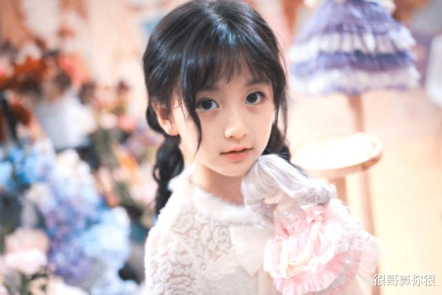 假日暖洋洋2|《假日暖洋洋2》中的八位女性角色，一个比一个美，谁让你心动？