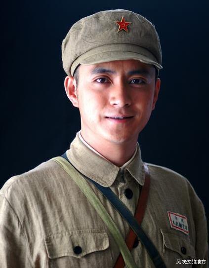 王驾麟|王驾麟:18岁演断浪成经典,还和杨幂演过《宫》,出道20年却没火