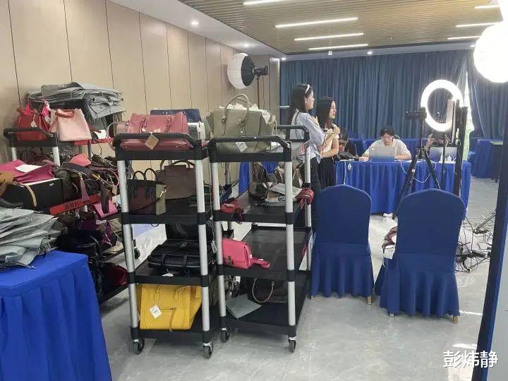 杭州女子卖掉10多只爱马仕换现金!有人砸120万买百达翡丽手表投资,结果飞快“打脸”……