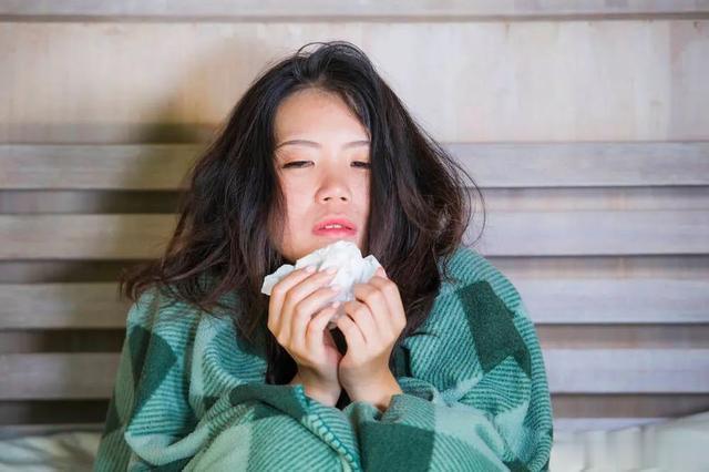 |一叶知秋，秋雨知寒！天气转凉病邪入体，呼吸畅通能全身轻松