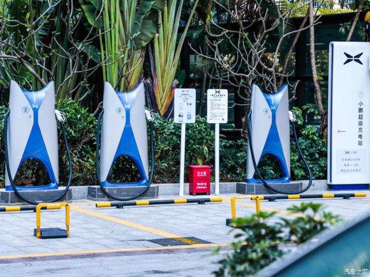 Apple Watch|深评:巨头入场 充电市场格局将变天