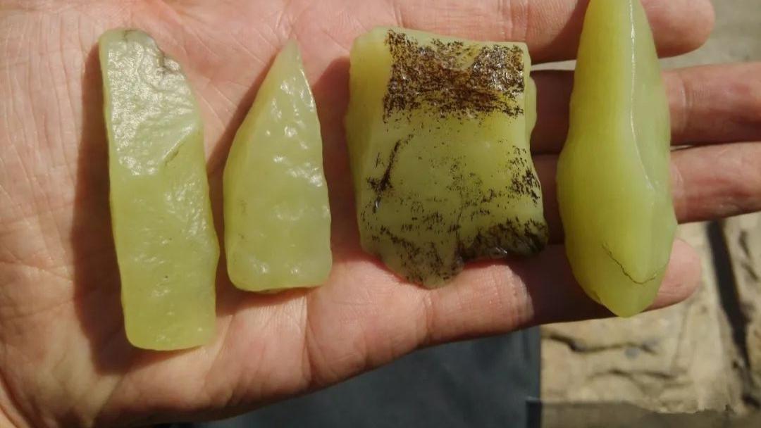 戈壁|和田玉中的“油田”，只藏在少数人手中！