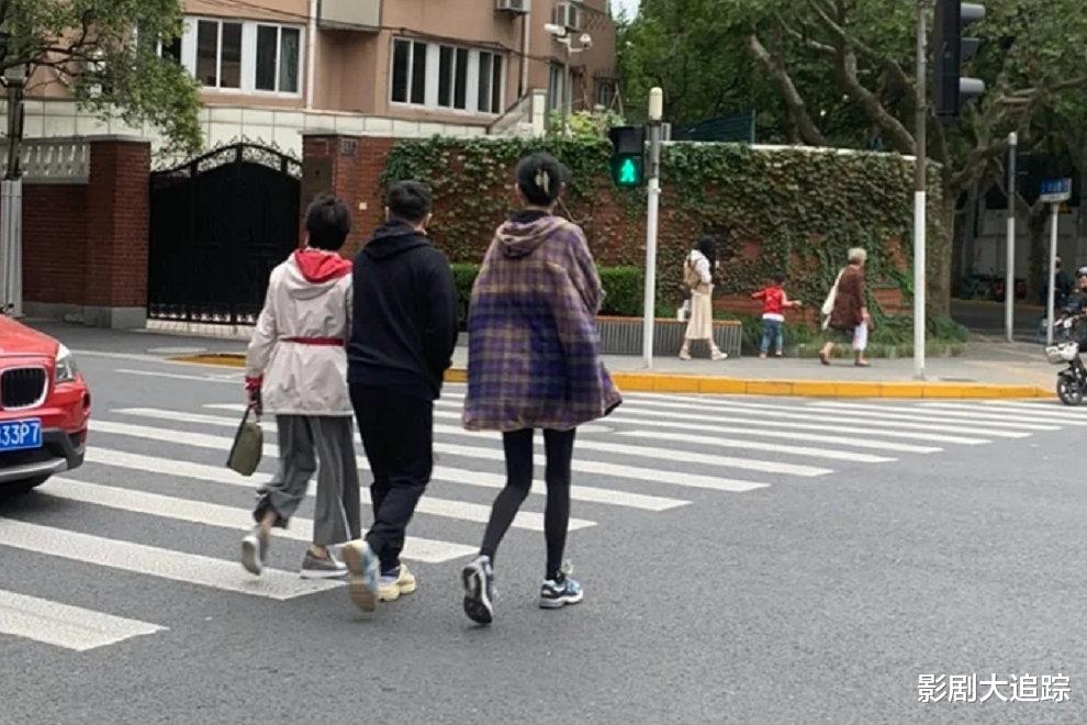 奚梦瑶|奚梦瑶带婆婆逛街排场大！豪华大厅私人接待，三胎也将提上日程