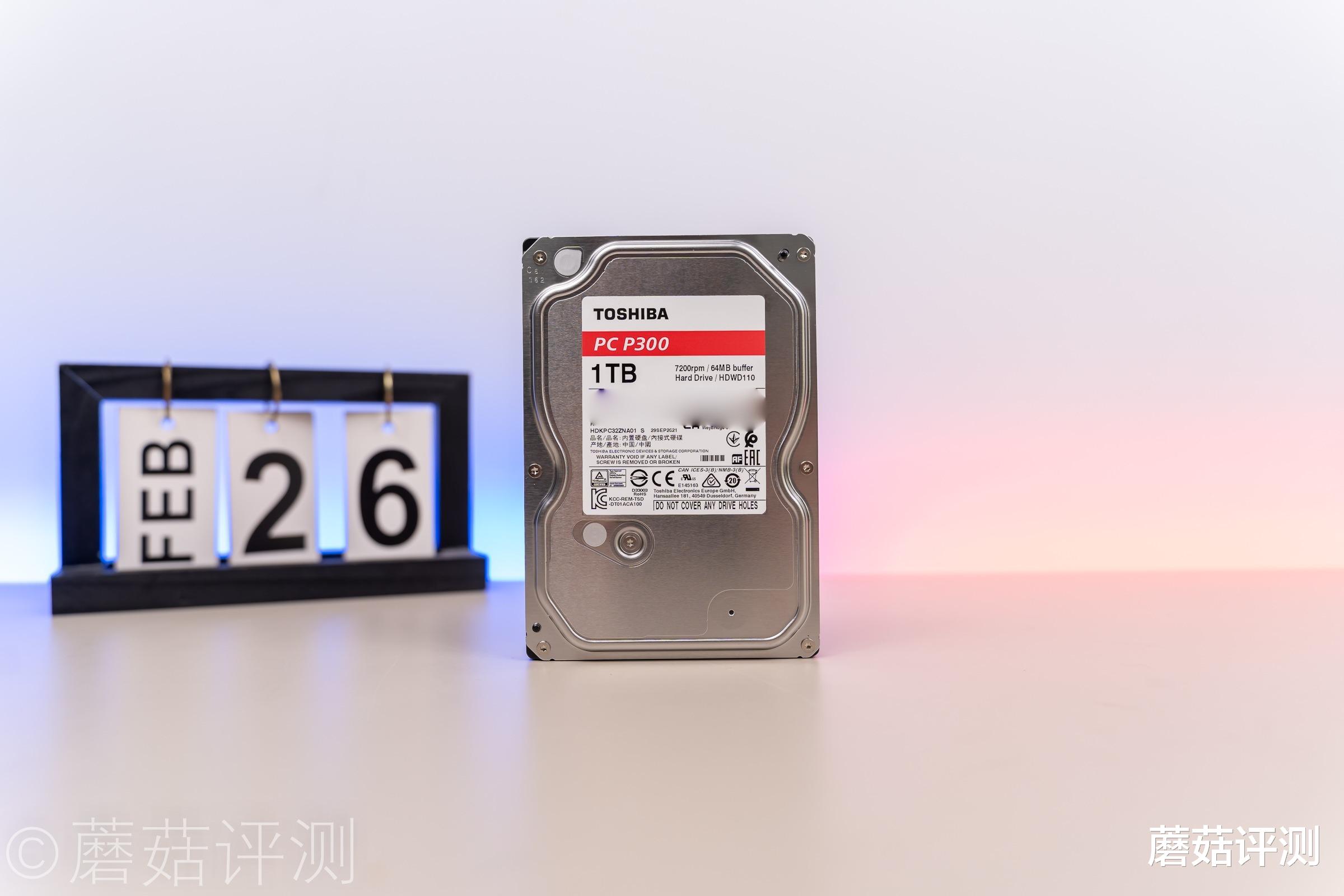 折叠屏|困在家里无事做？整台主机打游戏吧！准备10年不换电脑的一次装机