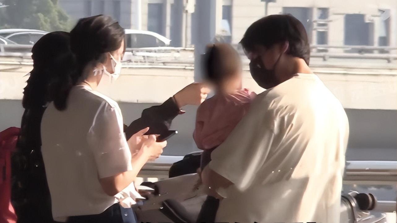 金世佳|35岁男星被曝隐婚生子，与经纪人日久生情，小宝宝长相神似爸爸