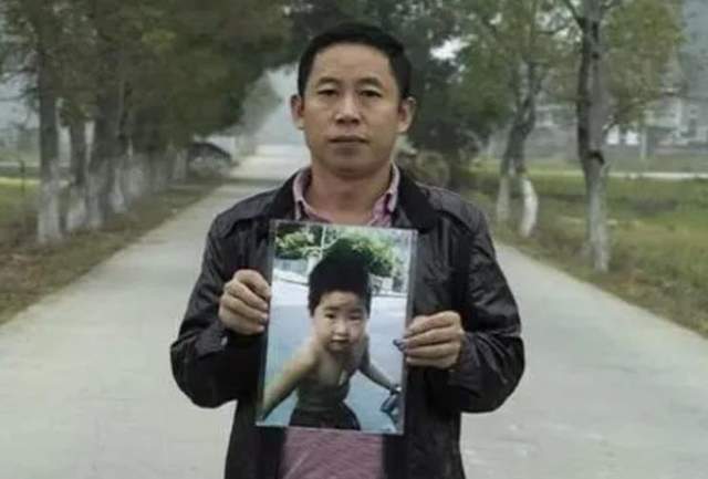 声控|孙海洋晒玩滑板视频，苦练滑板提升技术，孙妈调侃要准备声控滑板