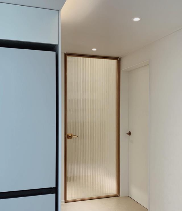 年轻人的装修:阳台当餐厅,客房做游戏室,70怎么舒服怎么装