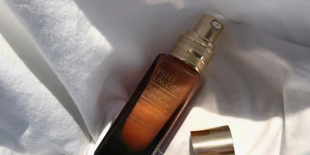 口红 敏感肌必备的4款“修护精华”,舒缓保湿不油腻,再也不怕熬夜了