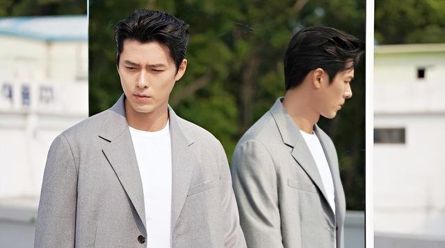 李易峰|孙艺珍怀孕后，玄彬性感躺床＋致命湿发近况照流出！网：不如脱