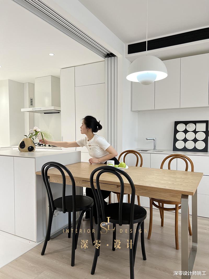 头一次见到水槽不装厨卫,挪到这6处,实用性只增不减,越用越顺手