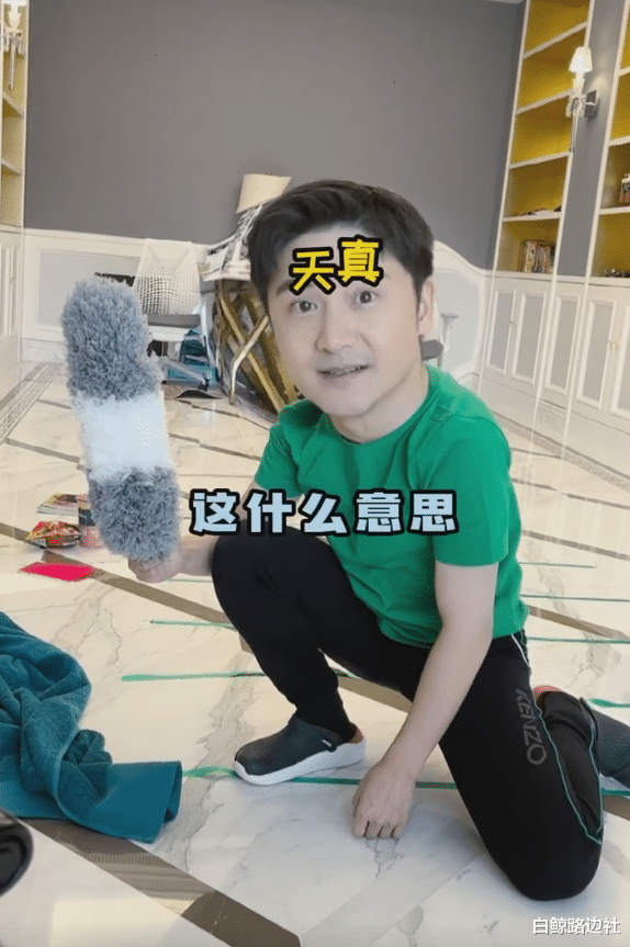 田雨橙|13岁森碟穿汉服赏雪!披斗篷亭亭玉立颜值高,为拍照踹树遭到质疑