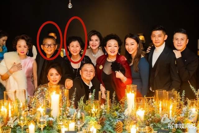 何超琼|两大“奇女子”罕有同框！何超琼知己酷劲十足，李嘉诚知己好优雅