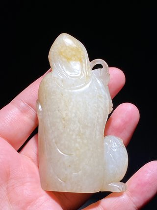 和田玉籽料|清 和田玉籽料白玉 胡人戏狮 摆件 把件