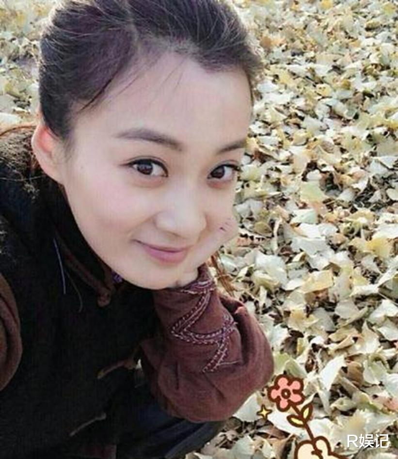 徐梵溪|徐梵溪：出道16年改名仍不红，前男友高调娶李小冉，年近40仍单身