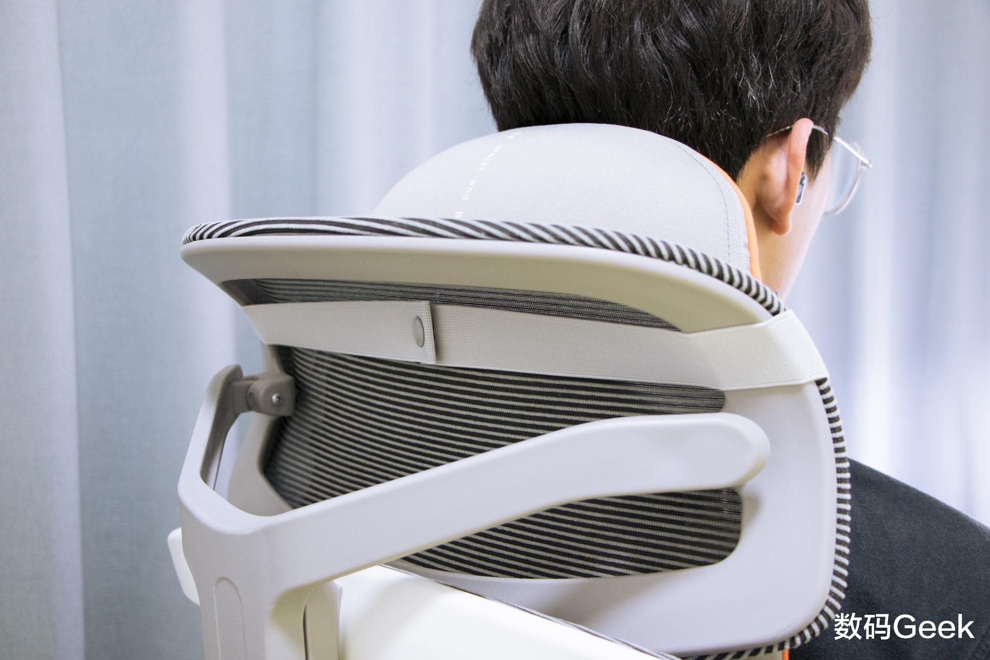 按摩|王一博代言，一机多用仿人手按摩，SKG 按摩腰靠T5带来全新体验