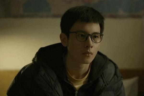 周博文|《大考》：周美仁戒掉网瘾，开启新人生，周博文如愿考上985